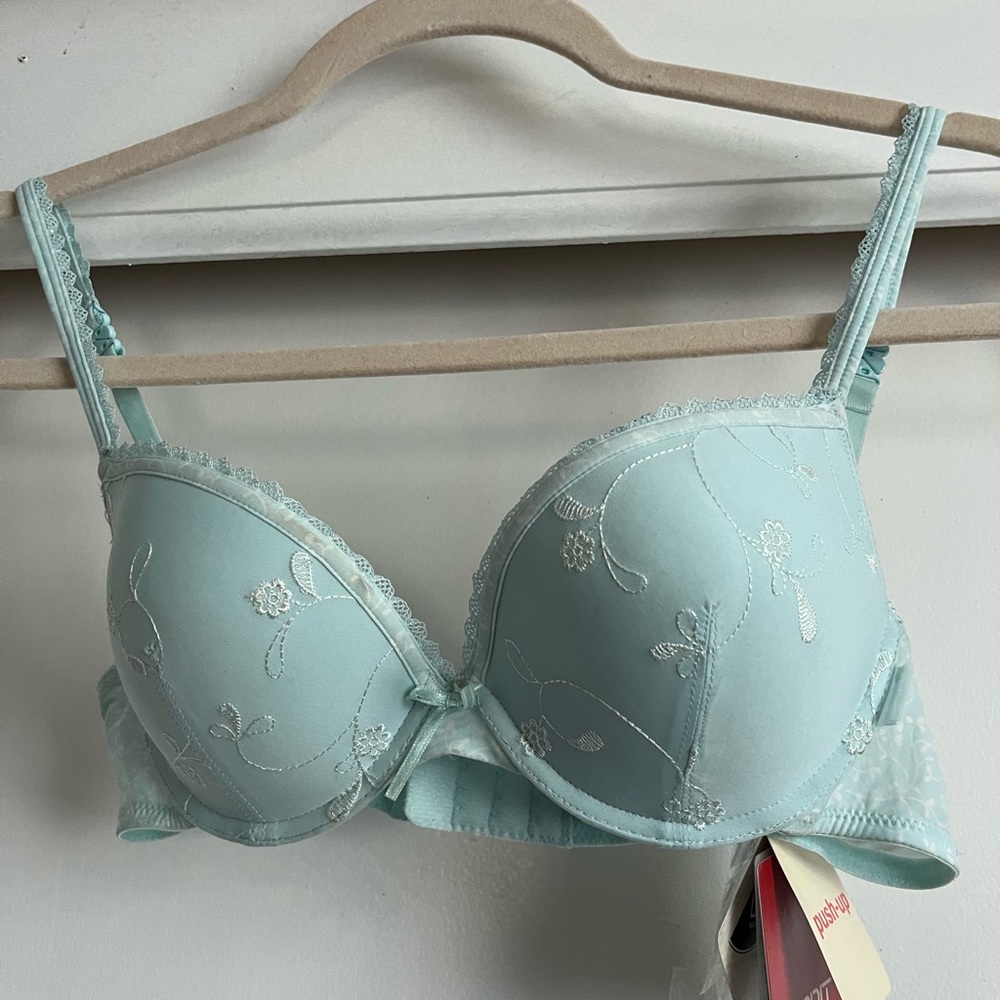 Beautiful vintage bra by Esprit